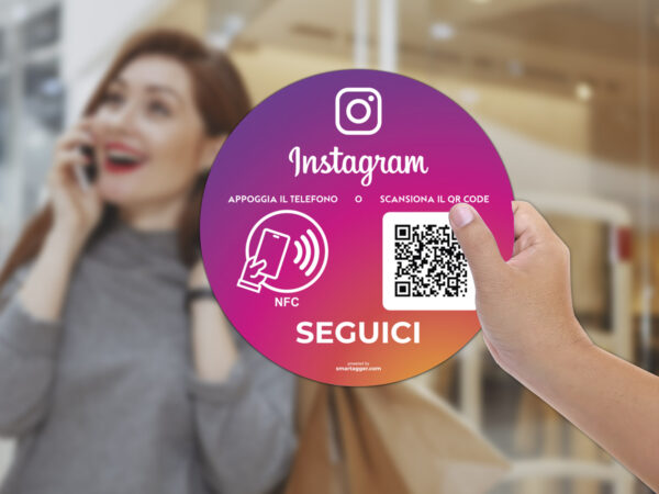 Adesivo Instagram 20x20cm – QR & NFC di contatti – iPhone & Android